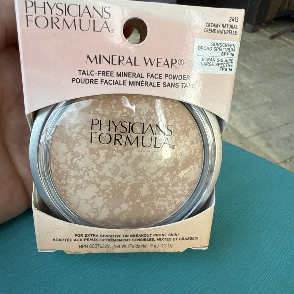 PF Mineral Wear Talc-Free Face Powder Creamy Natural‎ #2413